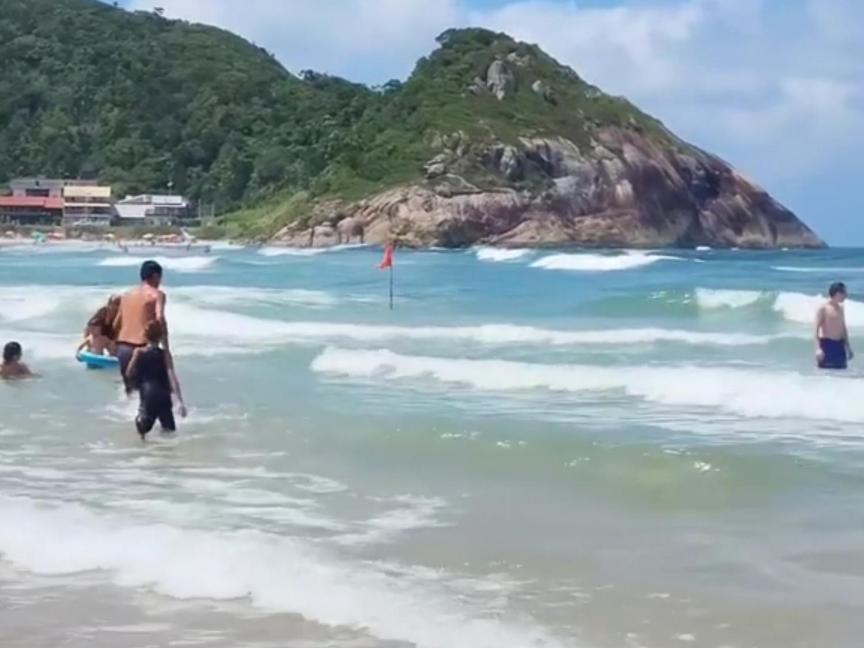 Na Da Enseada, 100 Mt * Sao Francisco do Sul